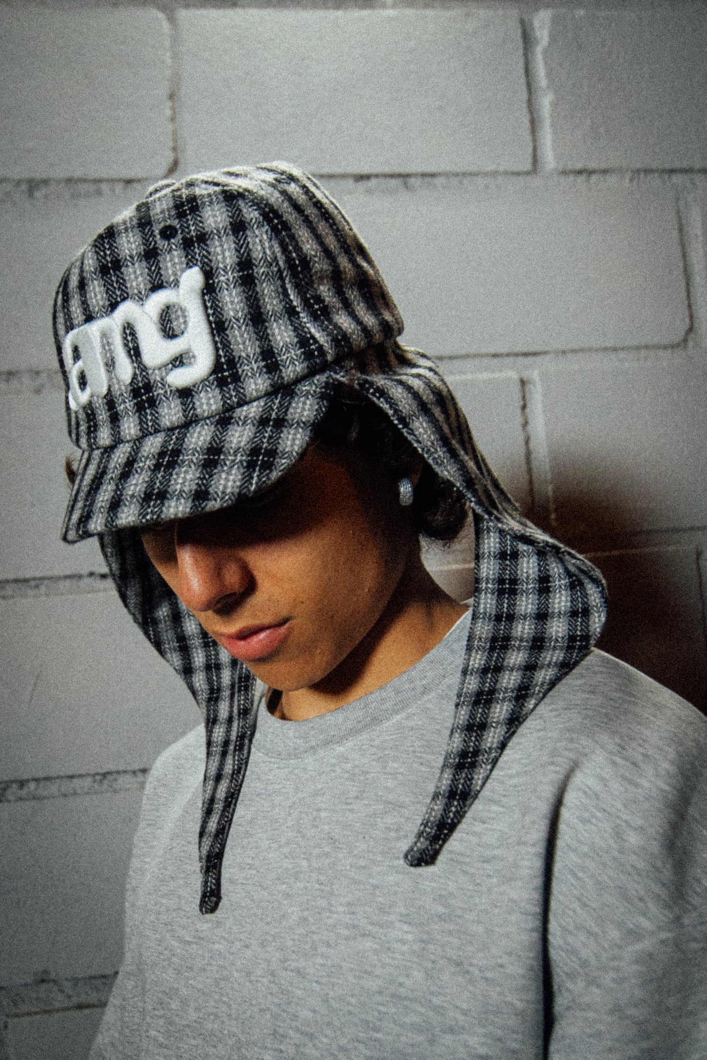 STRAP CAP SHORT BRIM /// BLACK